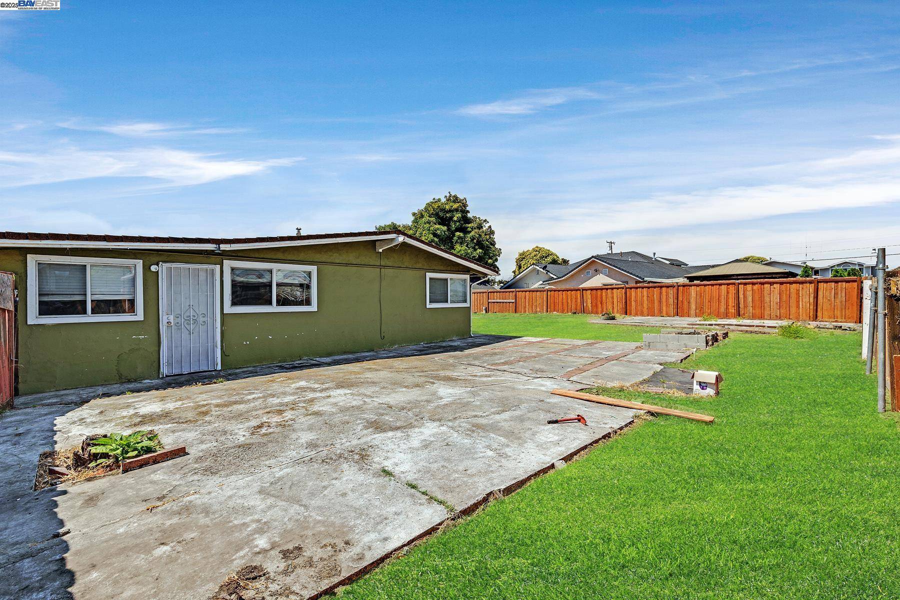 Hayward, CA 94544,27629 Pompano Ave