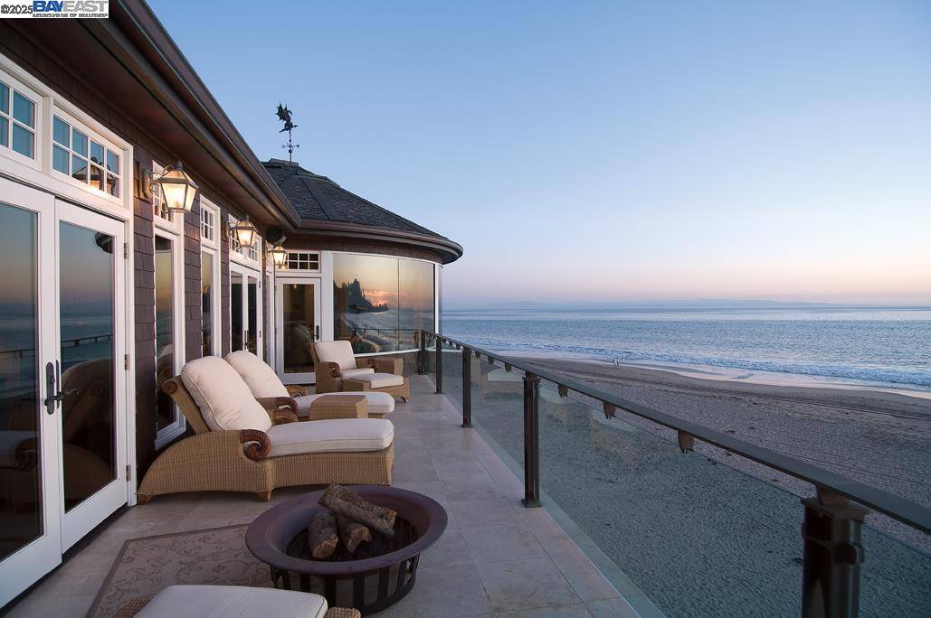 797 Las Olas Dr, Aptos, CA 95003