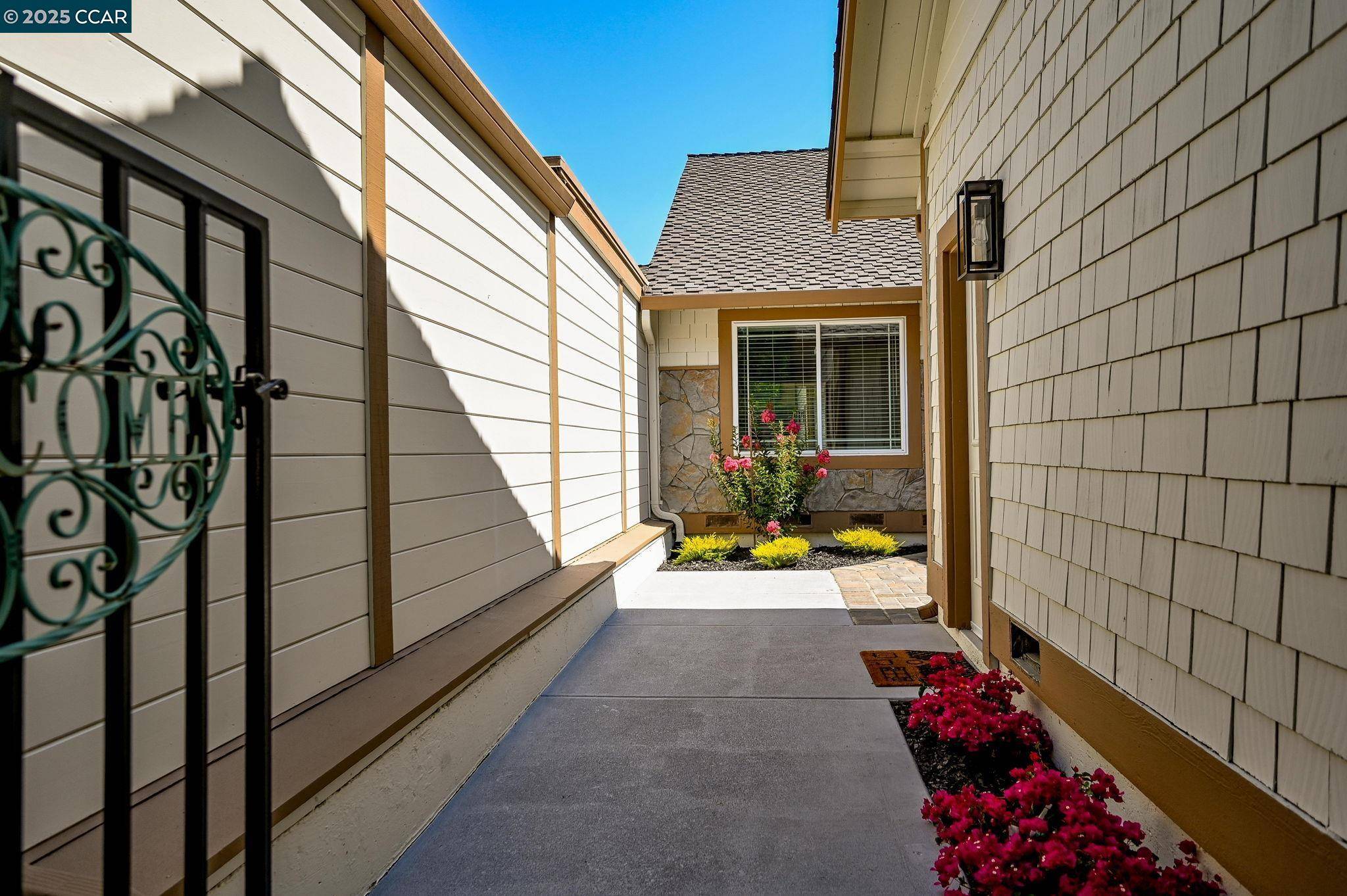 Danville, CA 94526,574 Silver Lake Dr