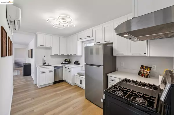 Oakland, CA 94608,904 41st St
