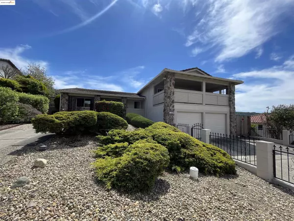 Richmond, CA 94803,5136 Rain Cloud Dr