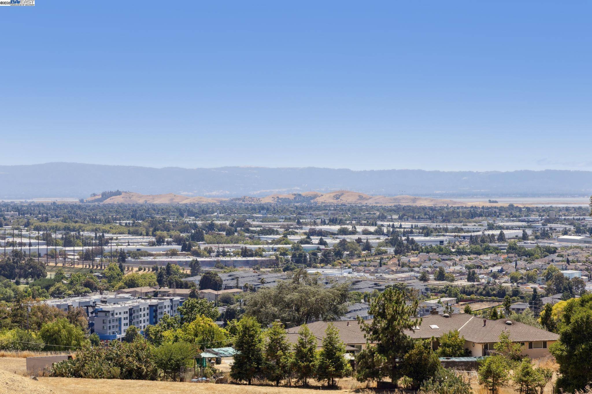 Hayward, CA 94544,28792 Vista Grande Dr