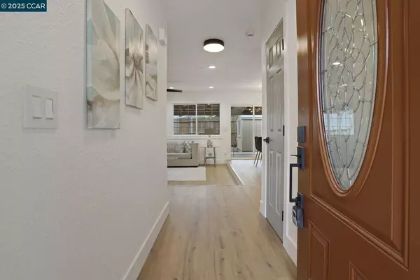 Rohnert Park, CA 94928,7833 Santa Barbara Drive