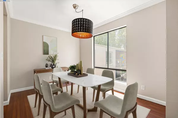 Walnut Creek, CA 94596,300 N Civic Dr #403