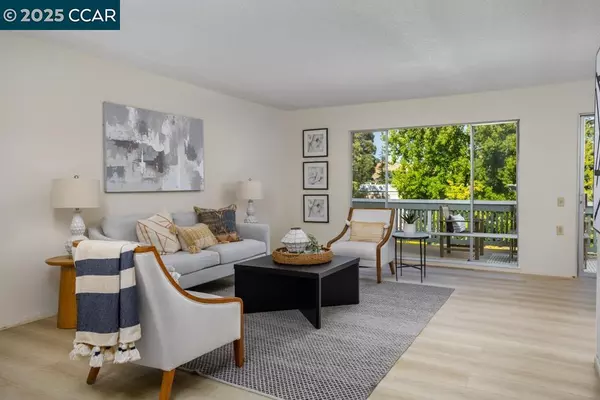 Walnut Creek, CA 94595,1349 Running Springs Rd #4