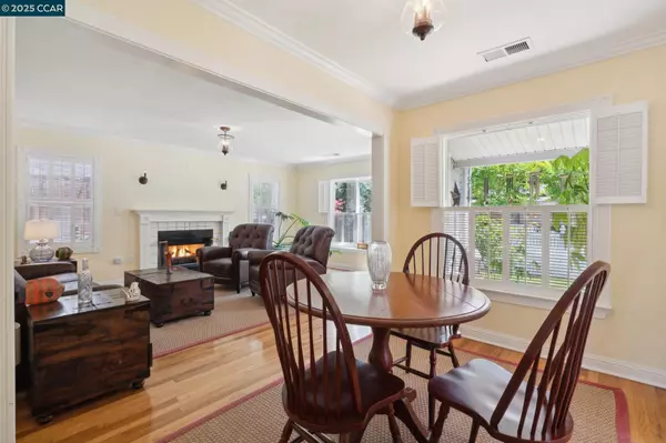 321 F Street, Martinez, CA 94553