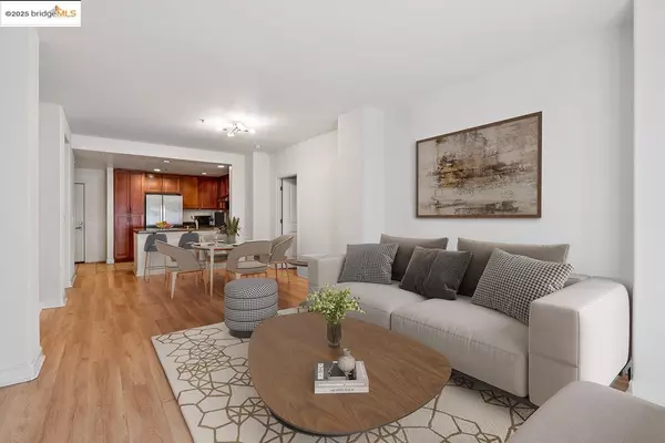 Oakland, CA 94607,423 7th Street #115