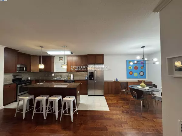 Oakland, CA 94610,3701 Park Boulevard Way #A