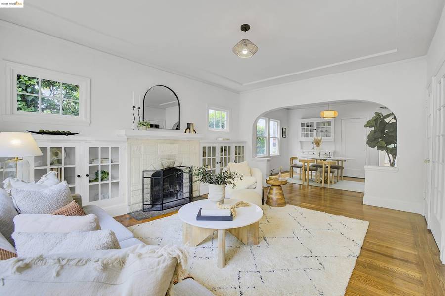 1133 Norwood Ave, Oakland, CA 94610