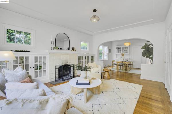 1133 Norwood Ave, Oakland, CA 94610