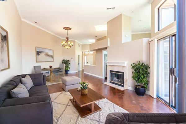 San Ramon, CA 94582,4009 W Lakeshore