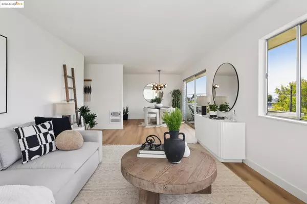 Oakland, CA 94611,3750 Harrison St #302
