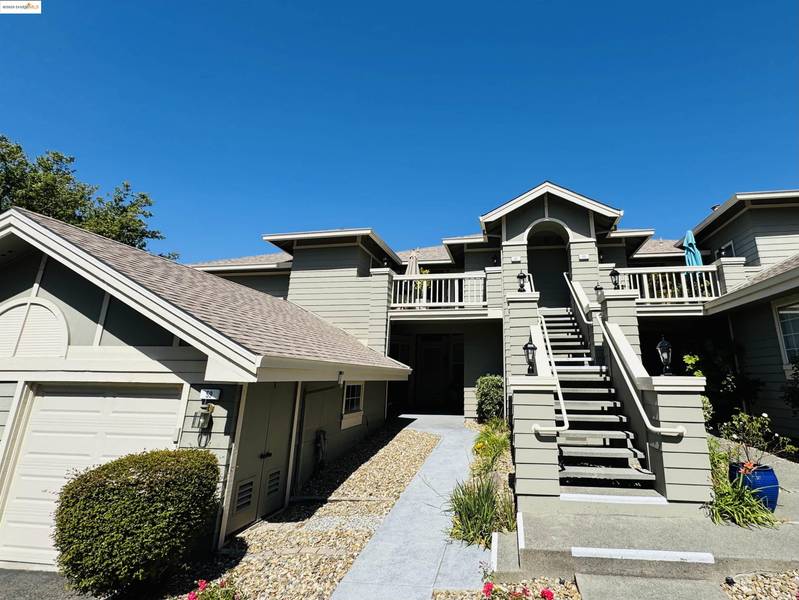 61 Bridle Path Ln, Novato, CA 94945