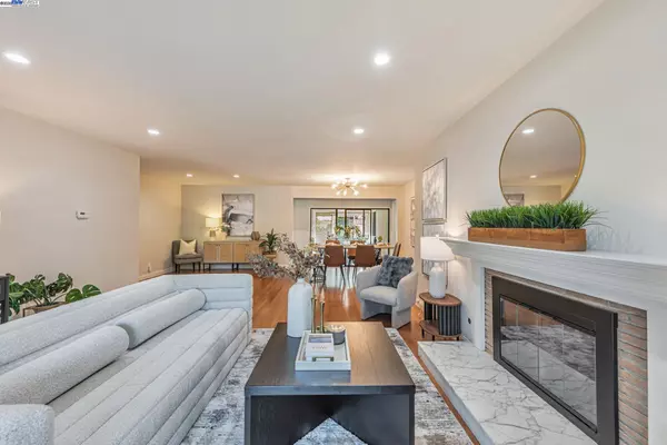 San Lorenzo, CA 94580,17061 Via Corona