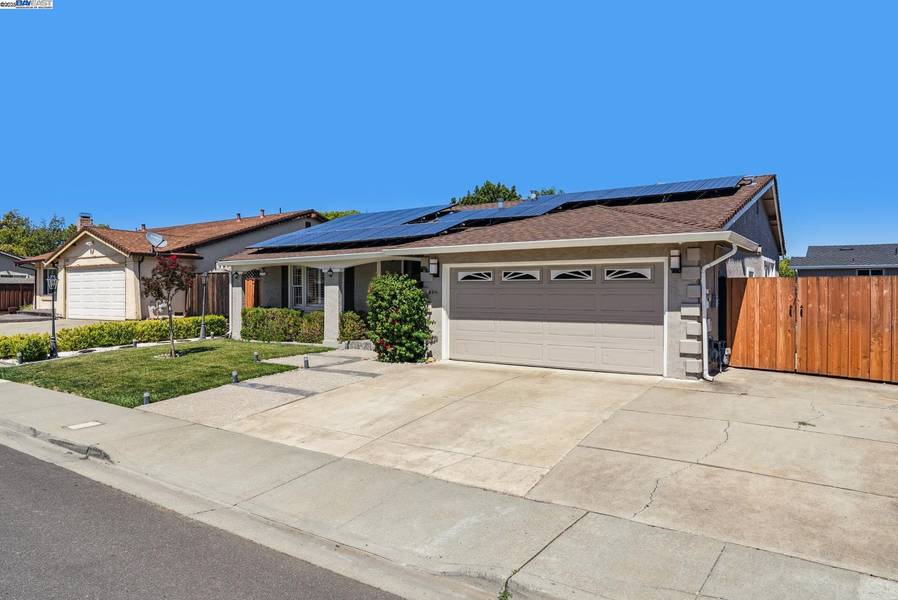 4661 Holland Dr, Pleasanton, CA 94588