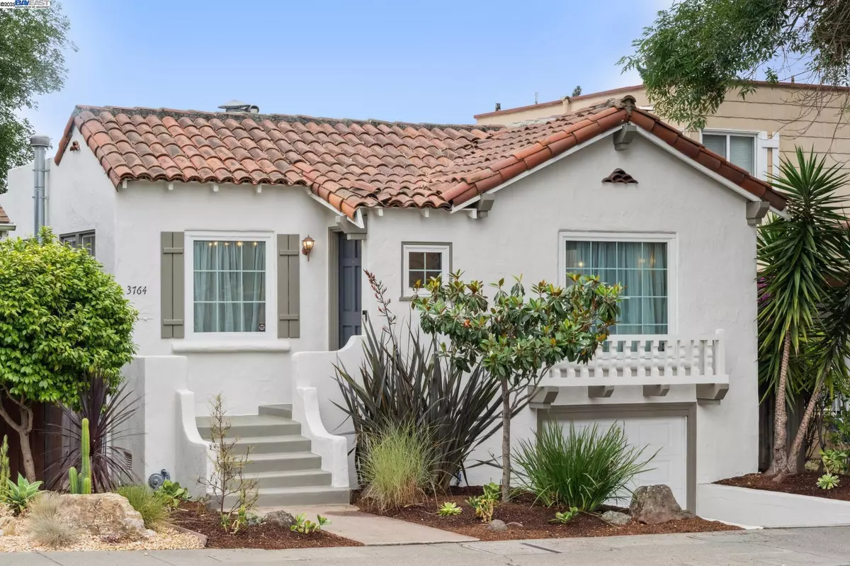 Oakland, CA 94619,3764 35TH AVENUE