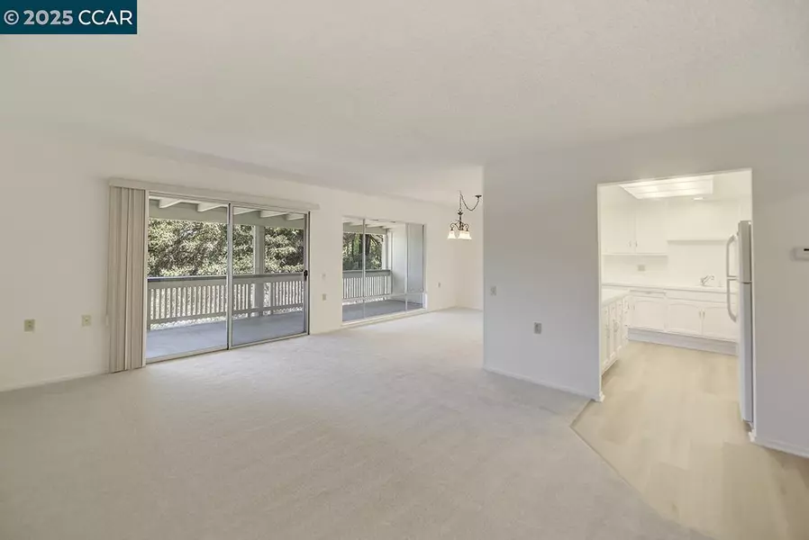 1200 Oakmont Dr #3, Walnut Creek, CA 94595