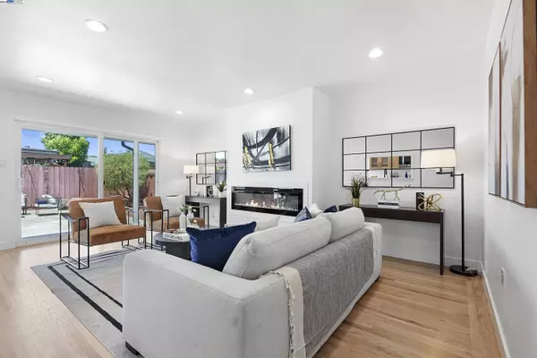 San Mateo, CA 94403,1309 Darlene Ave