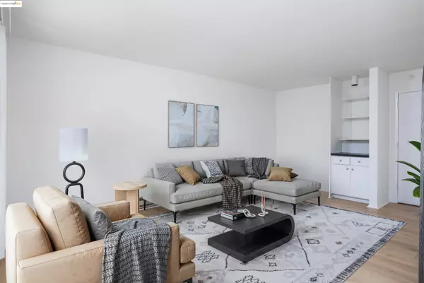 Emeryville, CA 94608,4 Commodore Dr #D229