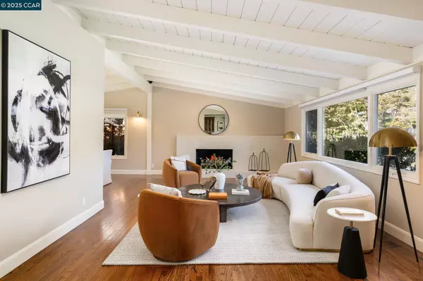 Alamo, CA 94507,9 Saint Andrews Pl