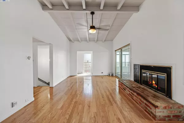 San Leandro, CA 94578,1939 Placer Dr