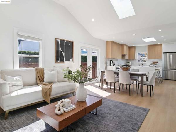 1612 Carleton St, Berkeley, CA 94703