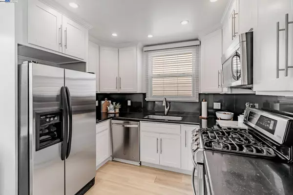 Daly City, CA 94015,59 Weston