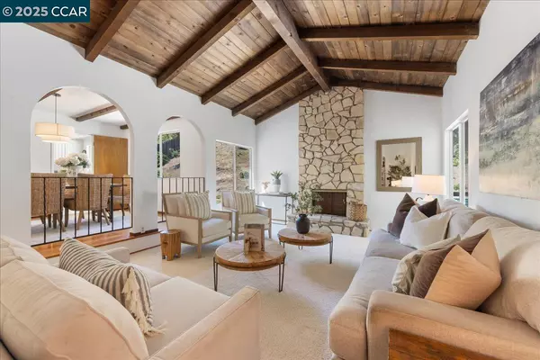 3900 Campolindo Dr,  Moraga,  CA 94556