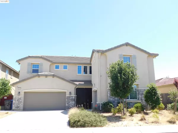 1090 Lavender St, Manteca, CA 95337