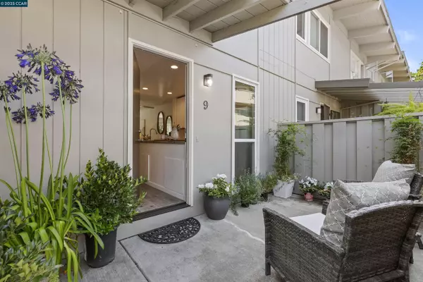 73 Brookwood Rd #9, Orinda, CA 94563