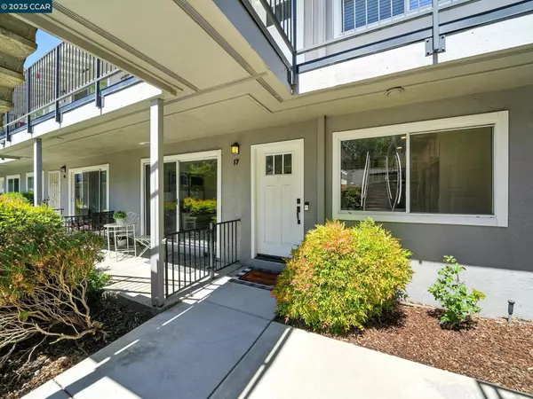 200 El Dorado Ave #17, Danville, CA 94526
