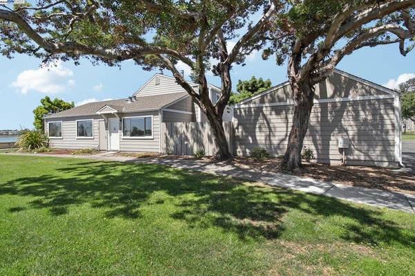 3224 Ravens Cove Ln, Alameda, CA 94501