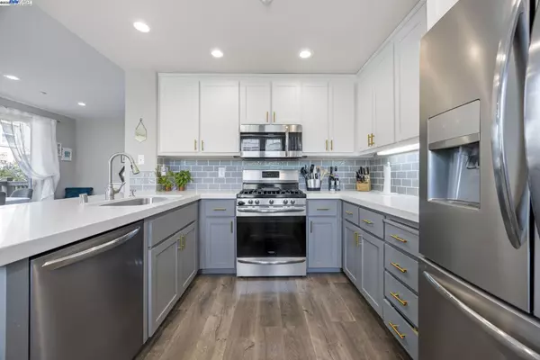 161 N L #101, Livermore, CA 94550