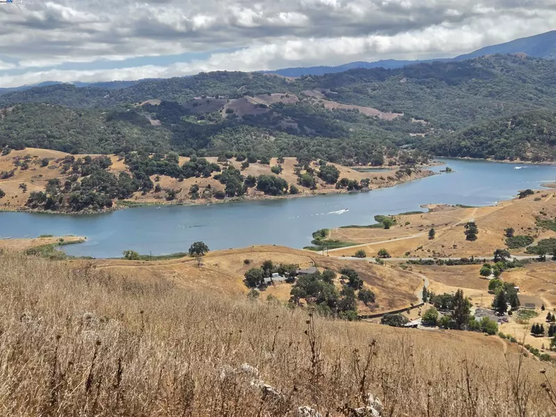 22610 Country View Drive, San Jose, CA 95120