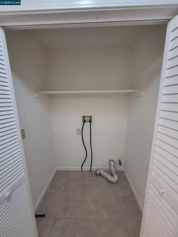 Richmond, CA 94801,526 Harbour Way
