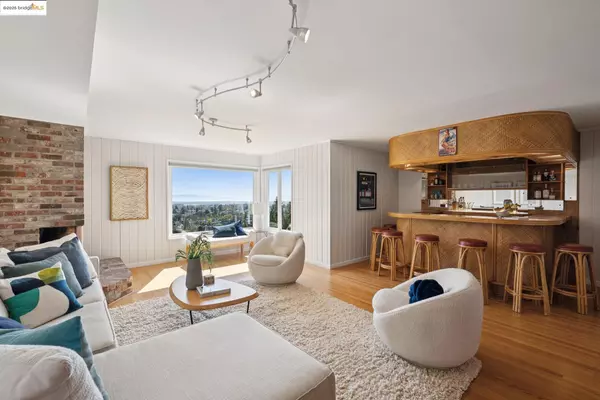 Oakland, CA 94602,1989 Oakview Dr