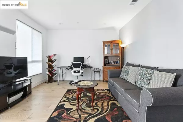 Richmond, CA 94804,863 Lookout Street