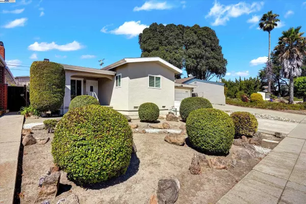 Richmond, CA 94806,3073 Shane Dr.