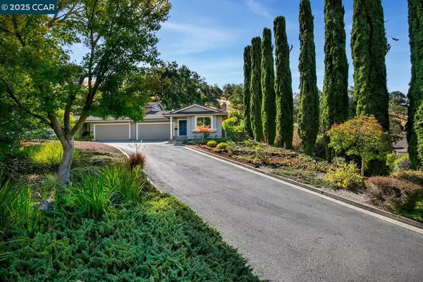 2073 Robb Rd, Walnut Creek, CA 94596