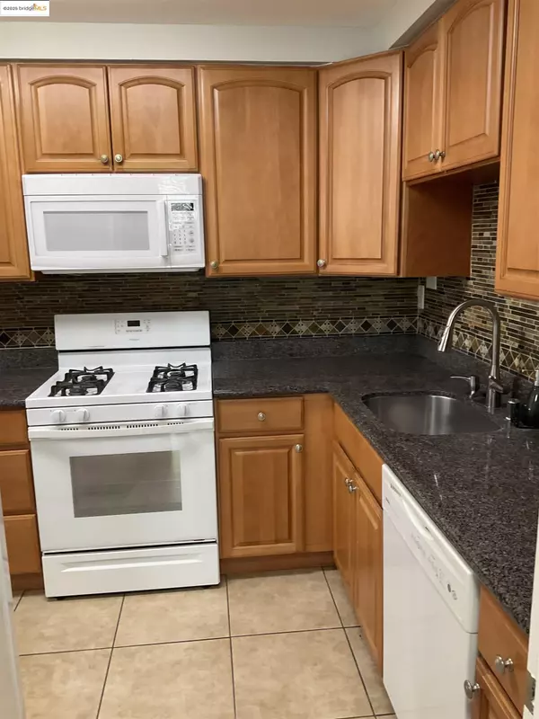 Pittsburg, CA 94565,56 Amelia Way