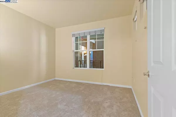 Emeryville, CA 94608,1121 40th Street #4201