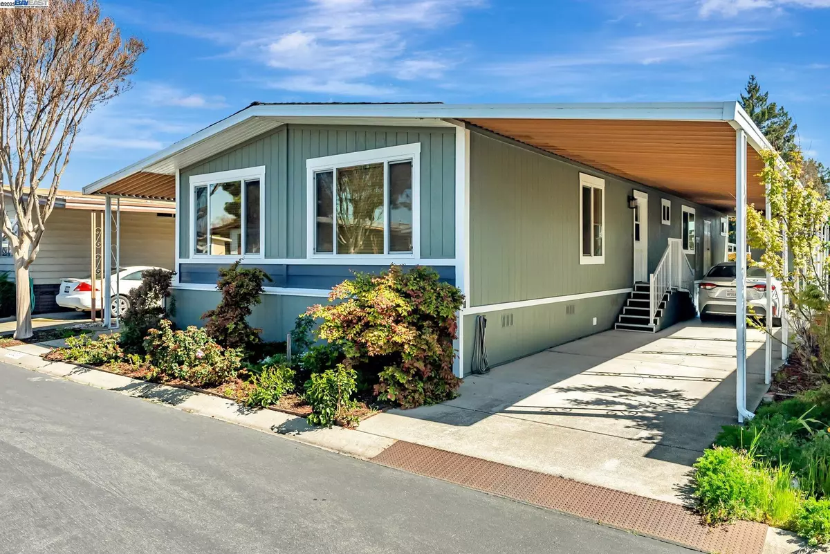 Hayward, CA 94544,29270 Sandburg Way #234