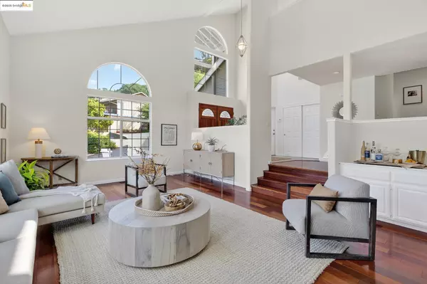 Oakland, CA 94611,1737 Alhambra Lane