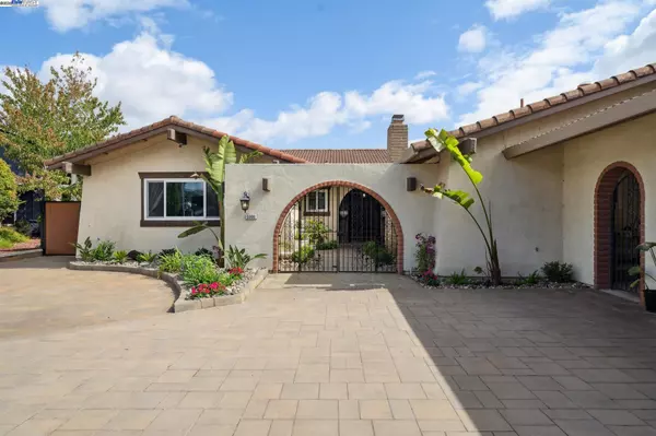 Castro Valley, CA 94552,6066 Monte Verde Ct