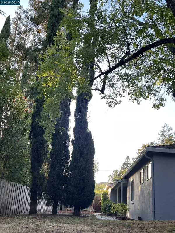 Lafayette, CA 94549,520 Dawkins Dr