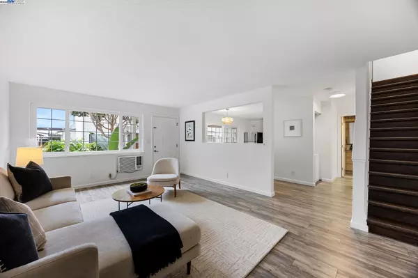 San Leandro, CA 94579,720 Fargo Ave #14