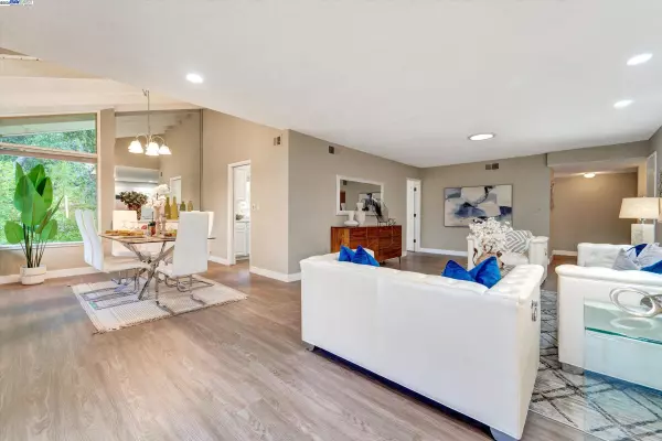 Santa Barbara, CA 93105,2767 Miradero Dr #C