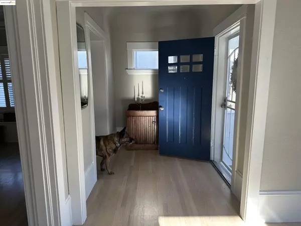 Oakland, CA 94602,2628 School  St