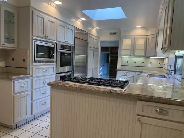 Stockton, CA 95207,2738 W Benjamin Holt Dr