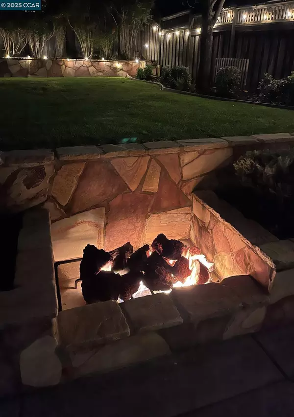 Hercules, CA 94547,1018 PROMENADE ST.